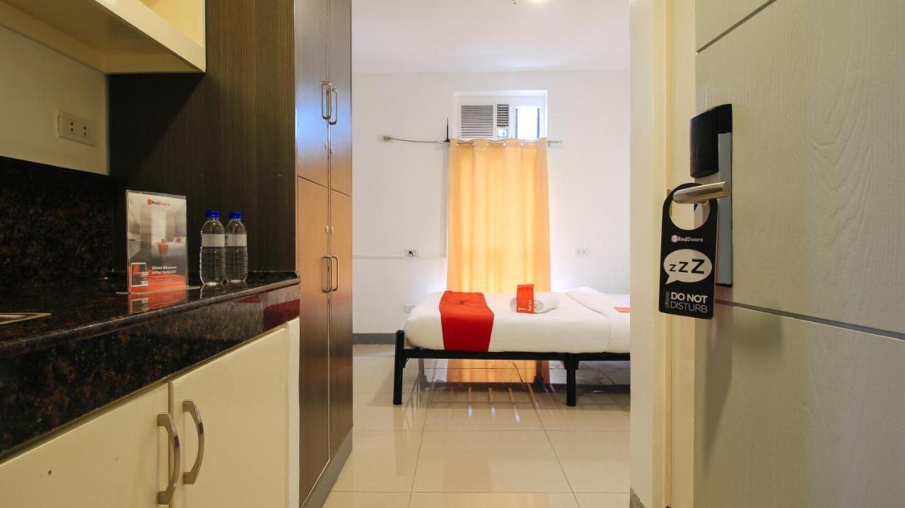 RedDoorz Plus @ Jardin Suites Guadalupe Nuevo Mandaluyong Exterior foto