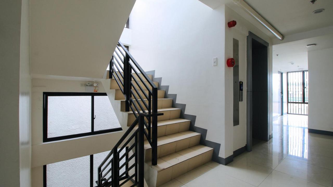 RedDoorz Plus @ Jardin Suites Guadalupe Nuevo Mandaluyong Exterior foto